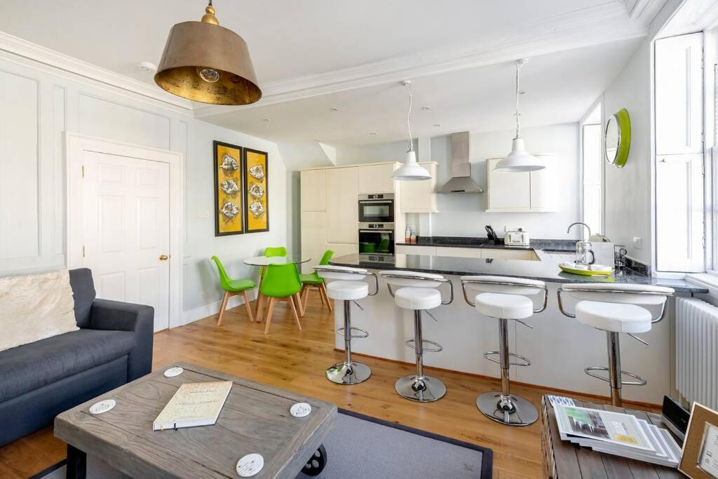 Beautiful Apartment, Incredible Central Location 바스 외부 사진